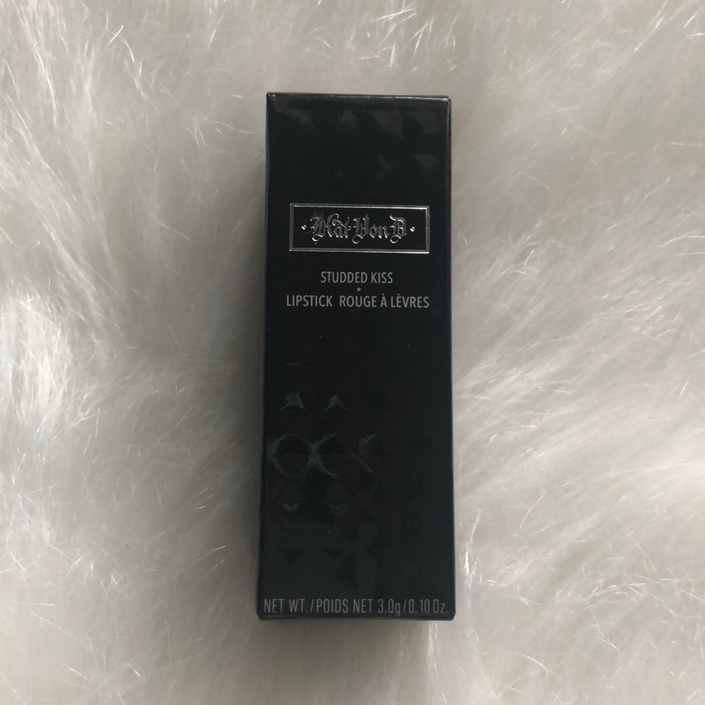 Kat Von D Studded KISS Lipstick Lolita